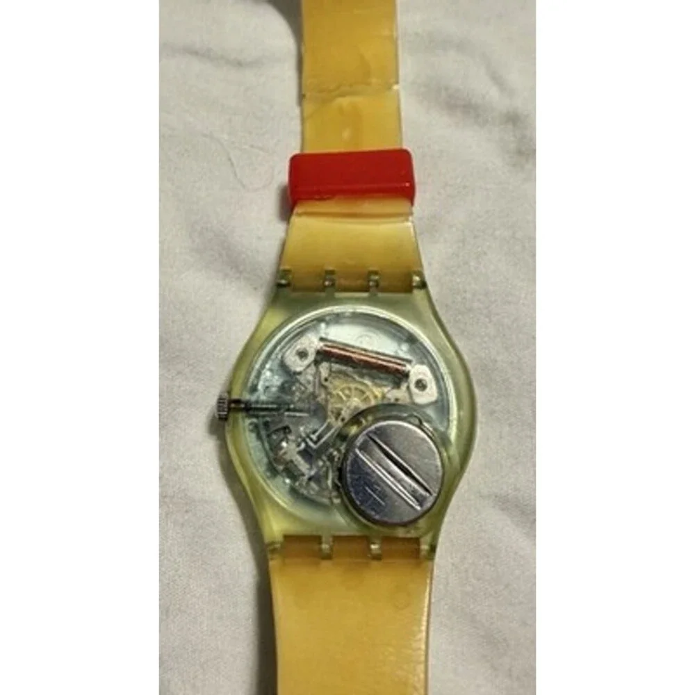 Vintage 1999 Swatch Gent CLONE GG178 - Needs new battery & Strap Is Cracked